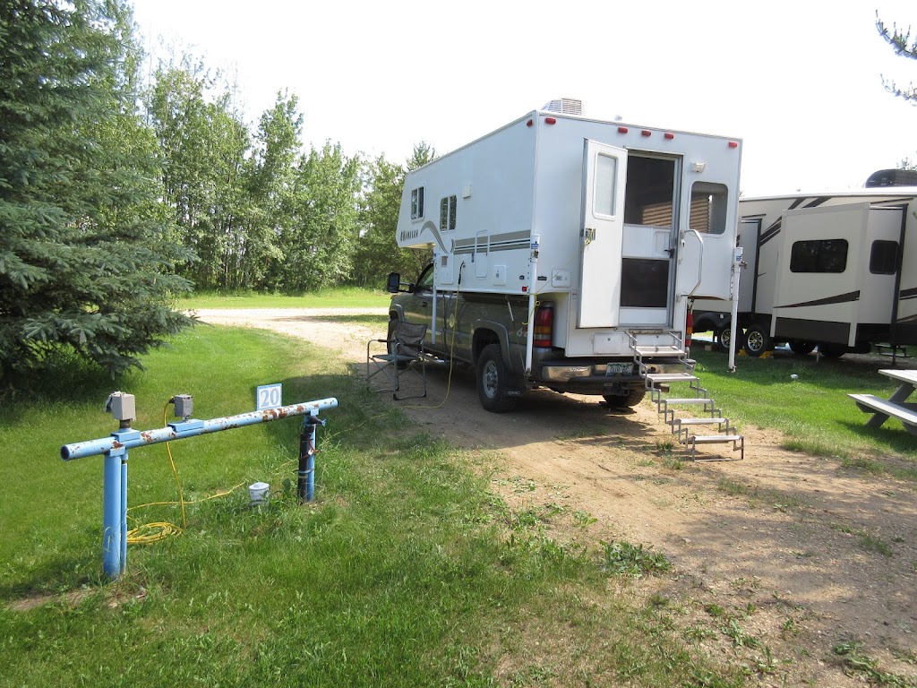 Blueberry Hill RV Park and Storage | Highway 813, Athabasca, AB T0G 0R0, Canada | Phone: (780) 675-3733