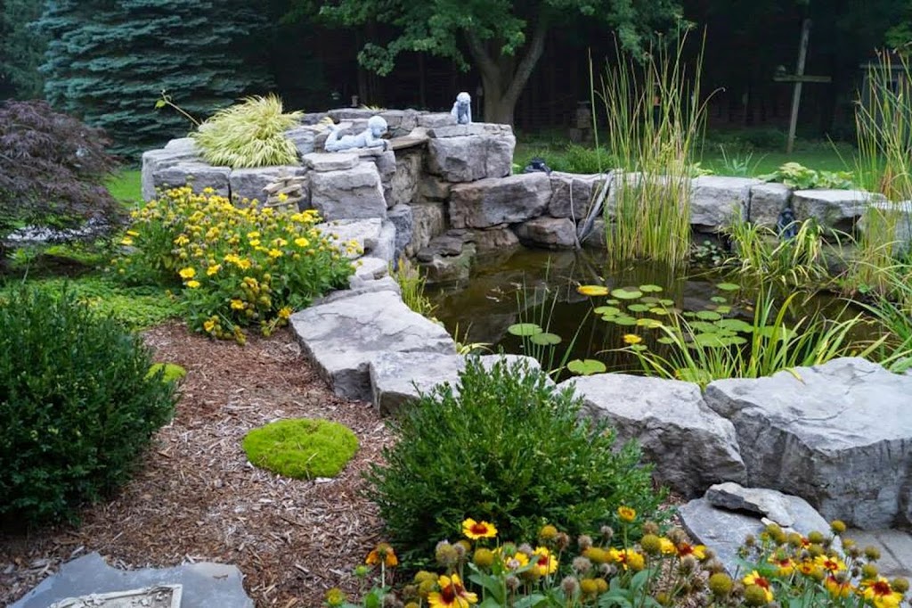 vanOordt Landscaping | 760 Huron Rd, Kitchener, ON N2R 1R3, Canada | Phone: (519) 895-0740