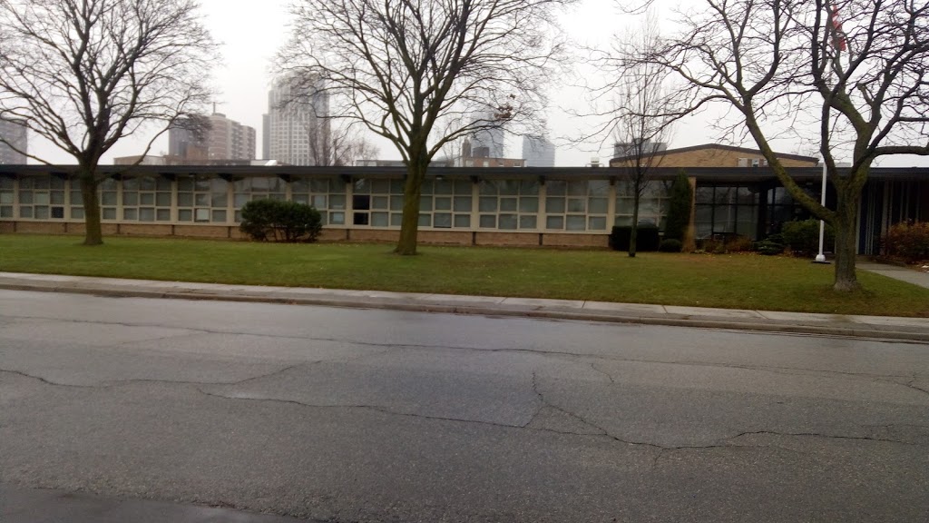 Eatonville Junior School | 15 Rossburn Dr, Etobicoke, ON M9C 2P7, Canada | Phone: (416) 394-7040