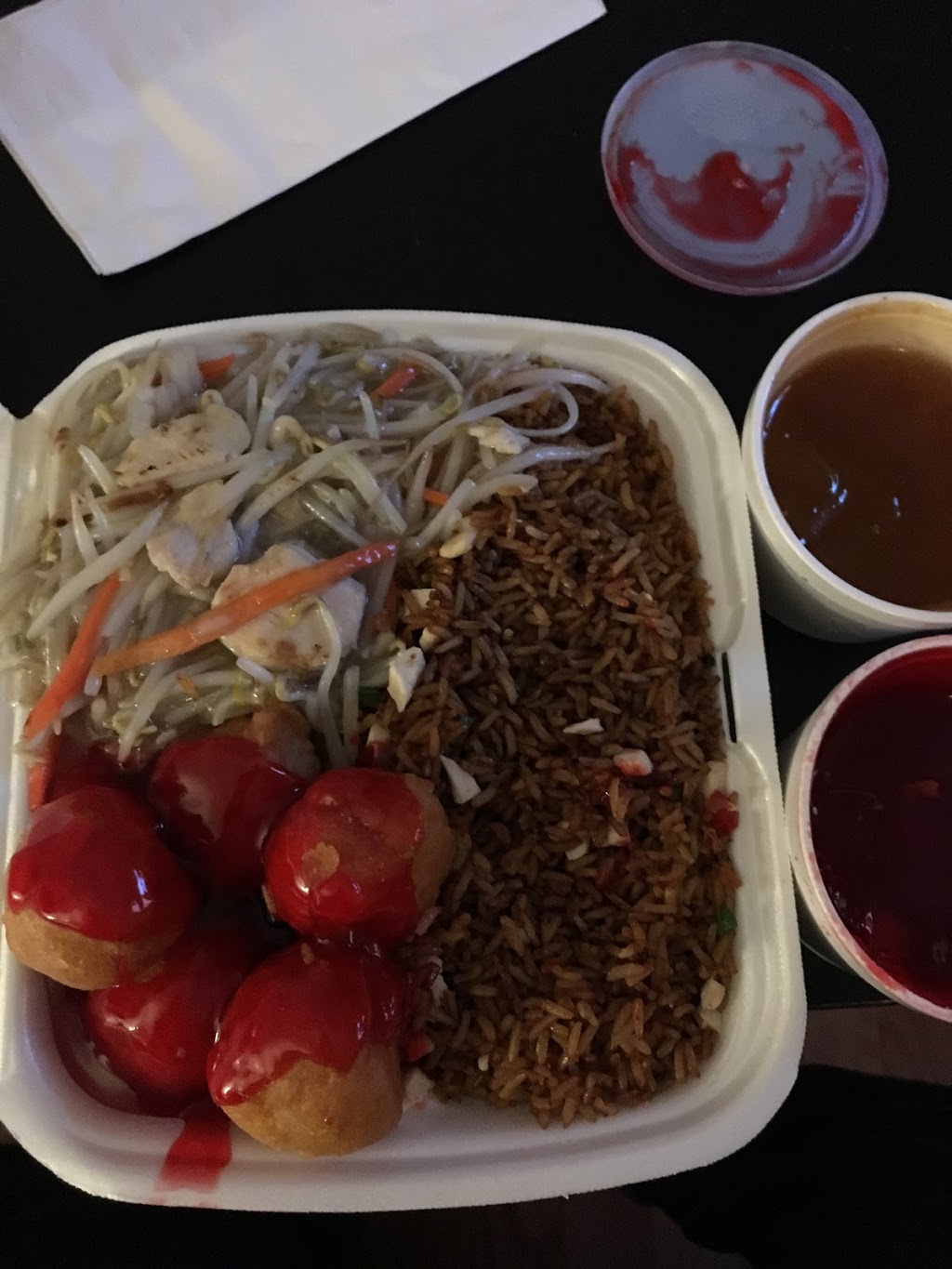 Hung Fatt Chinese Restaurant | 2108 Montreal Rd, Gloucester, ON K1J 6M8, Canada | Phone: (613) 745-9894