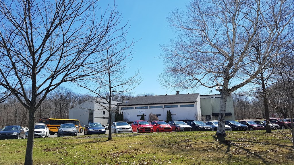 School St François | 1000 Rue du Joli Bois, Québec, QC G1V 3Z6, Canada | Phone: (418) 650-1171