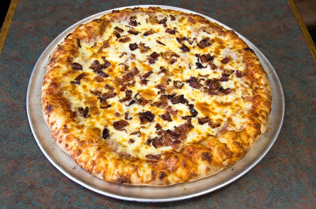 Gio Pizza | 1896 Prince of Wales Dr, Nepean, ON K2C 3W9, Canada | Phone: (613) 224-7700