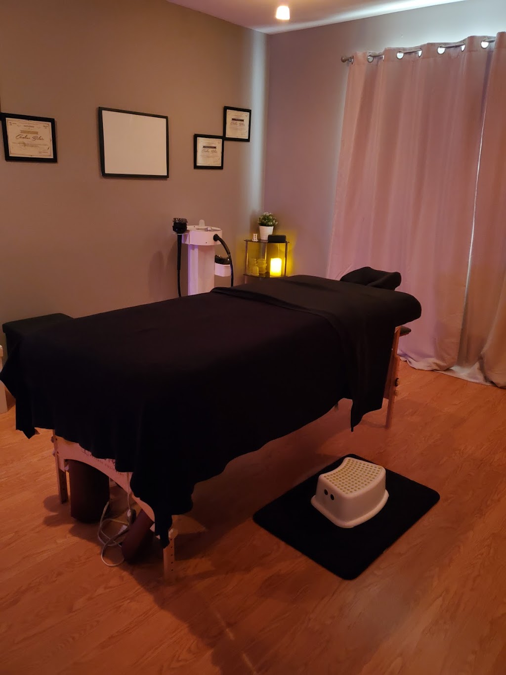 Beauté & Soins CB | 2245 Bd du Curé-Labelle, Saint-Jérôme, QC J7Y 3R7, Canada | Phone: (450) 675-3981