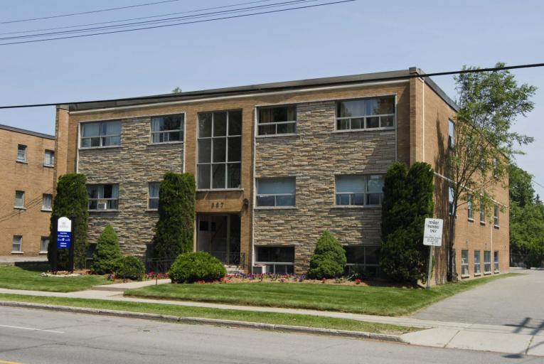 987 Mohawk Apartments | 987 Mohawk Rd E, Hamilton, ON L8T 2R9, Canada | Phone: (905) 387-8047