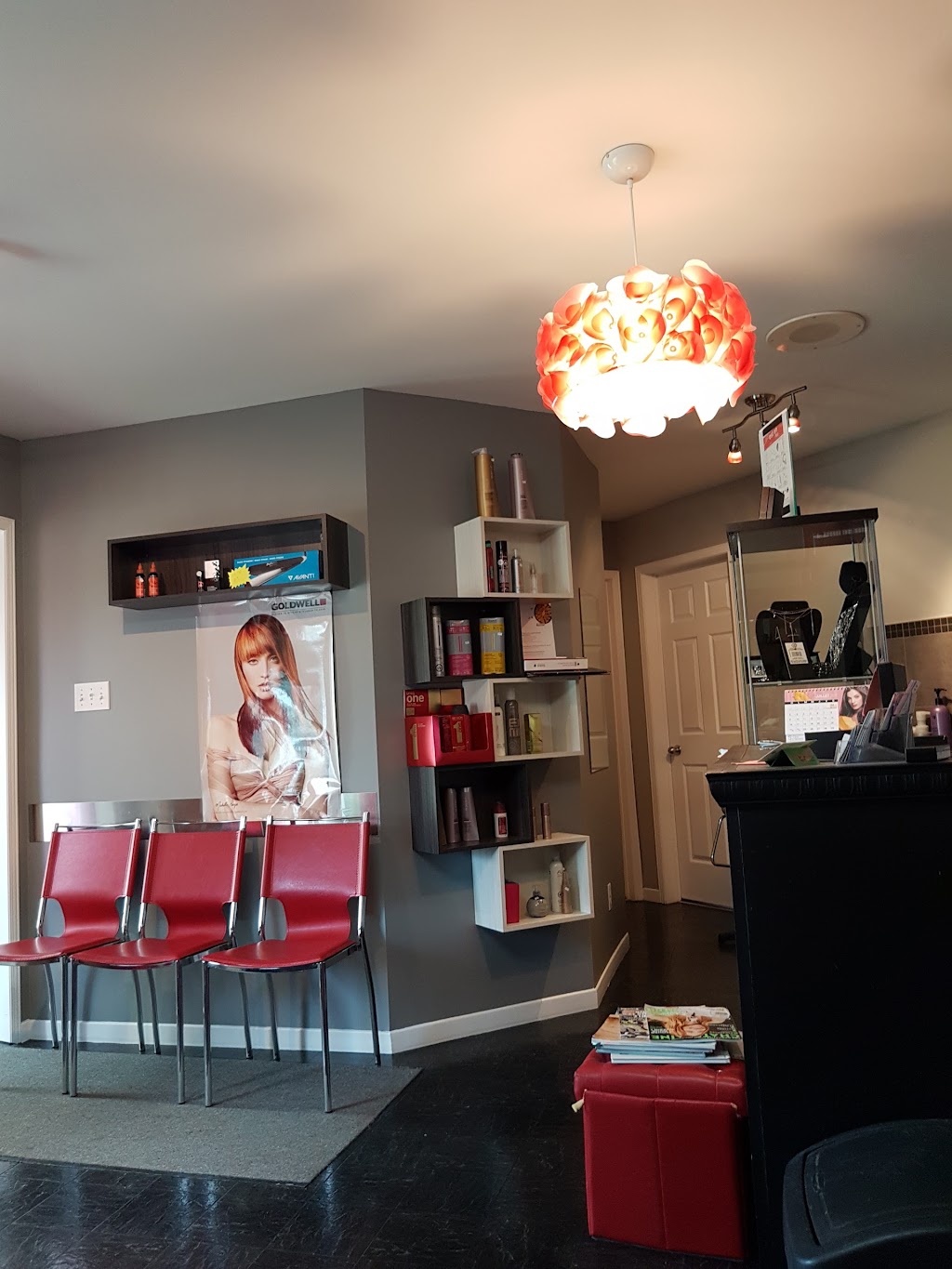 Salon De Coiffure Tete A Tete | 45 Rue Louis Vincent Dumais, Rivière-du-Loup, QC G5R 5H9, Canada | Phone: (418) 867-8357