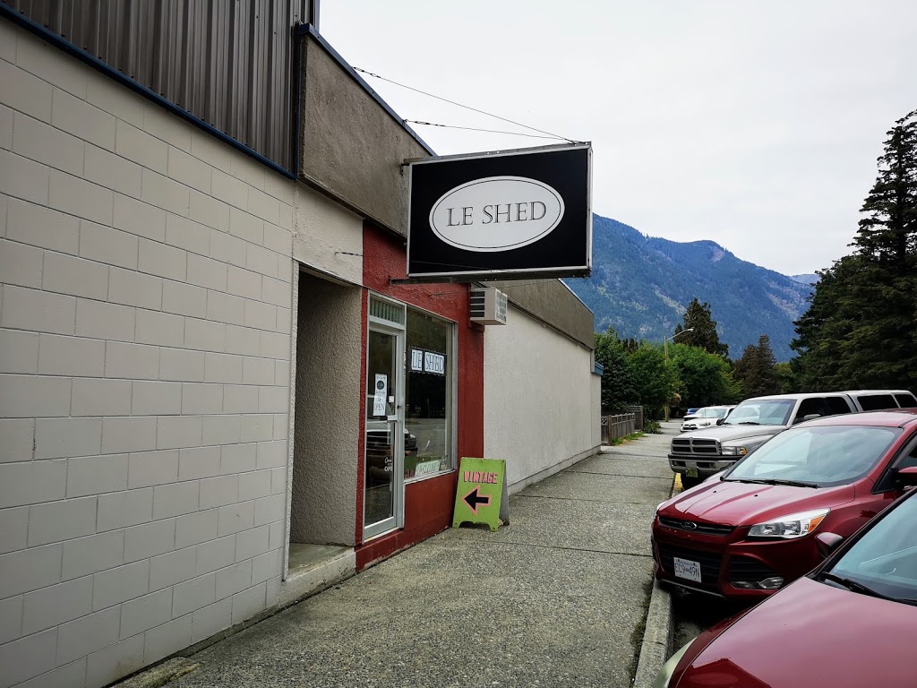 Le Shed | 740 Fraser Ave, Hope, BC V0X 1L0, Canada | Phone: (604) 206-3256