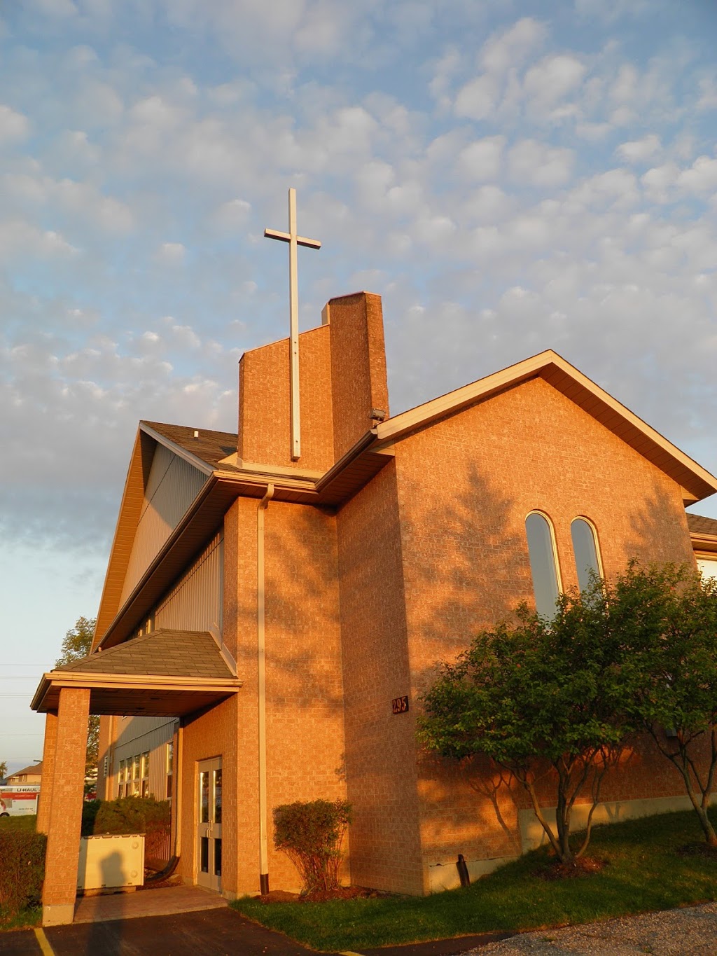 Highview Community Church | 295 Highview Dr, Kitchener, ON N2N 2K7, Canada | Phone: (519) 745-4211
