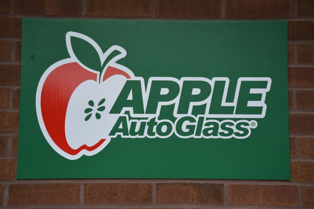 Apple Auto Glass | 1001 Denison St Unit 12, Markham, ON L3R 2Z6, Canada | Phone: (905) 415-2622