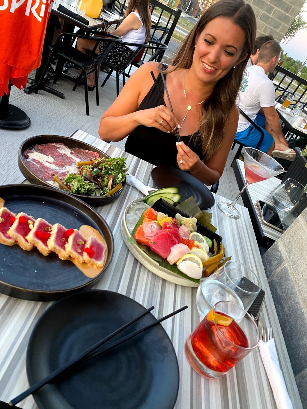 Le Numéro 7 - Brasserie Moderne | 1216 Rue Douglas, Saint-Jean-sur-Richelieu, QC J3A 0A2, Canada | Phone: (450) 347-7777