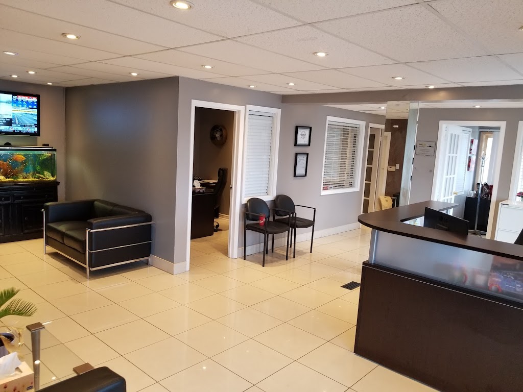 Approval Capital | 6030 Kingston Rd, Scarborough, ON M1C 1K4, Canada | Phone: (416) 287-8300