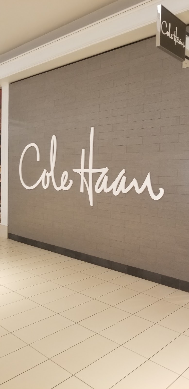 Cole Haan Outlet | 1740 Military Rd Space 127, Niagara Falls, NY 14304, USA | Phone: (716) 298-9790