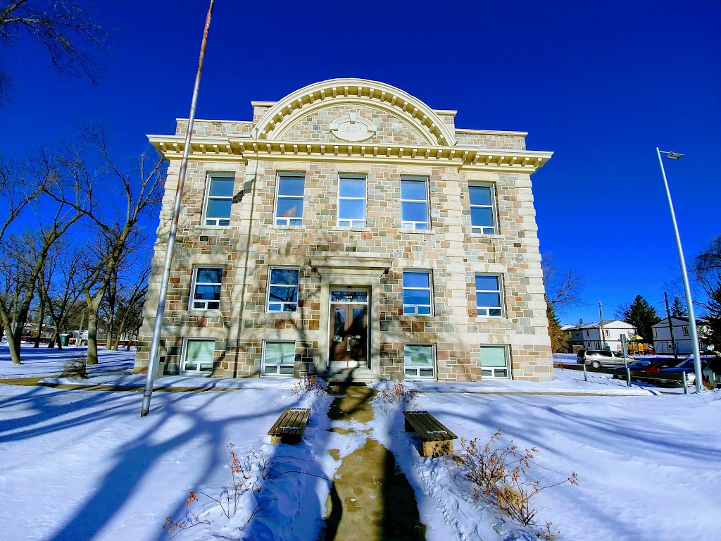 Provincial Court | 301 Wardrop St, Morden, MB R6M 1X6, Canada | Phone: (204) 822-2882