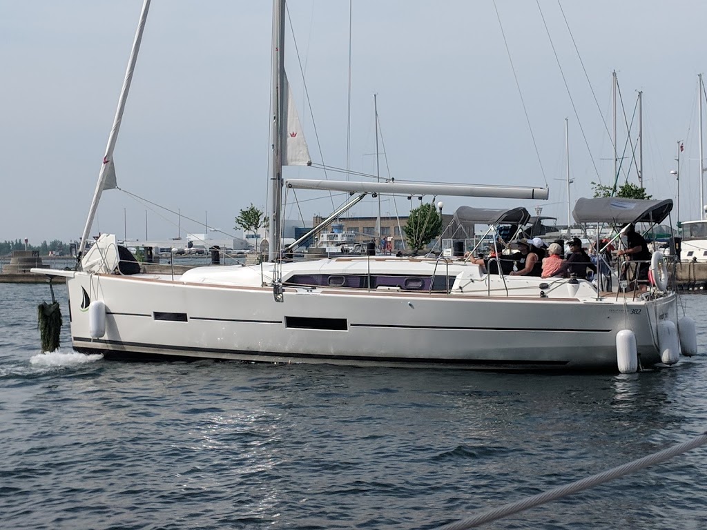 Griffin Yachts Ltd | 401 Queens Quay W, Toronto, ON M5V 2Y2, Canada | Phone: (416) 260-8888