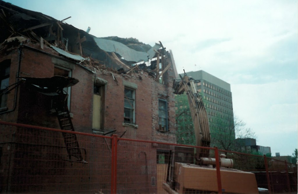 Flintstone Demolition | 6212 90 Ave SE, Calgary, AB T2C 2T3, Canada | Phone: (403) 279-2500