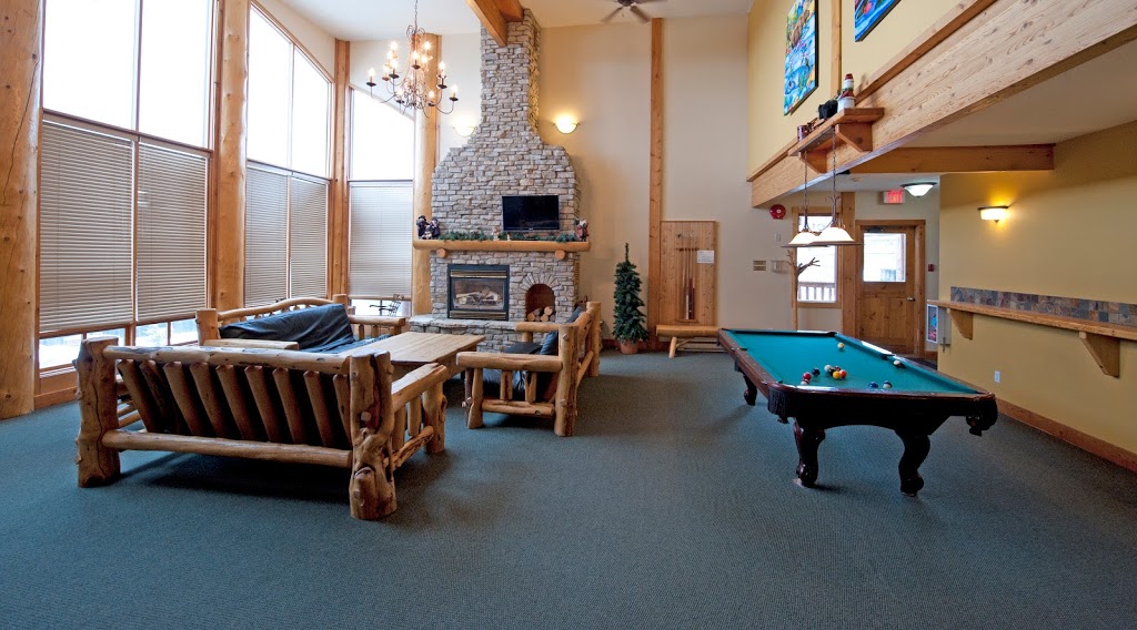 Grizzly Lodge, Big White | 295 Raven Ridge Rd, Kelowna, BC V1P 1P3, Canada | Phone: (250) 765-8888