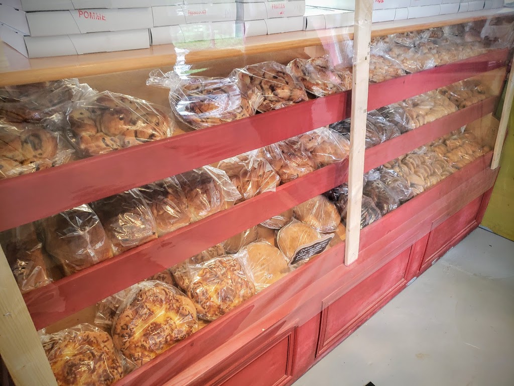 Boulangerie Daoust | 100 Rue Notre Dame, Notre-Dame-du-Laus, QC J0X 2M0, Canada | Phone: (819) 767-2202