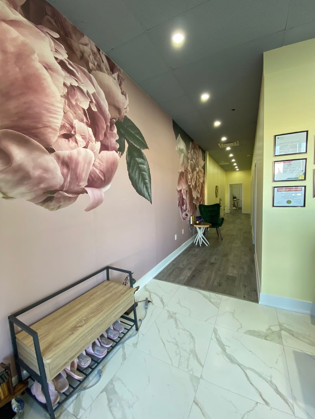 Empress Medispa | 4261 Hwy 7 Unit A15, Unionville, ON L3R 9W6, Canada | Phone: (647) 394-4334