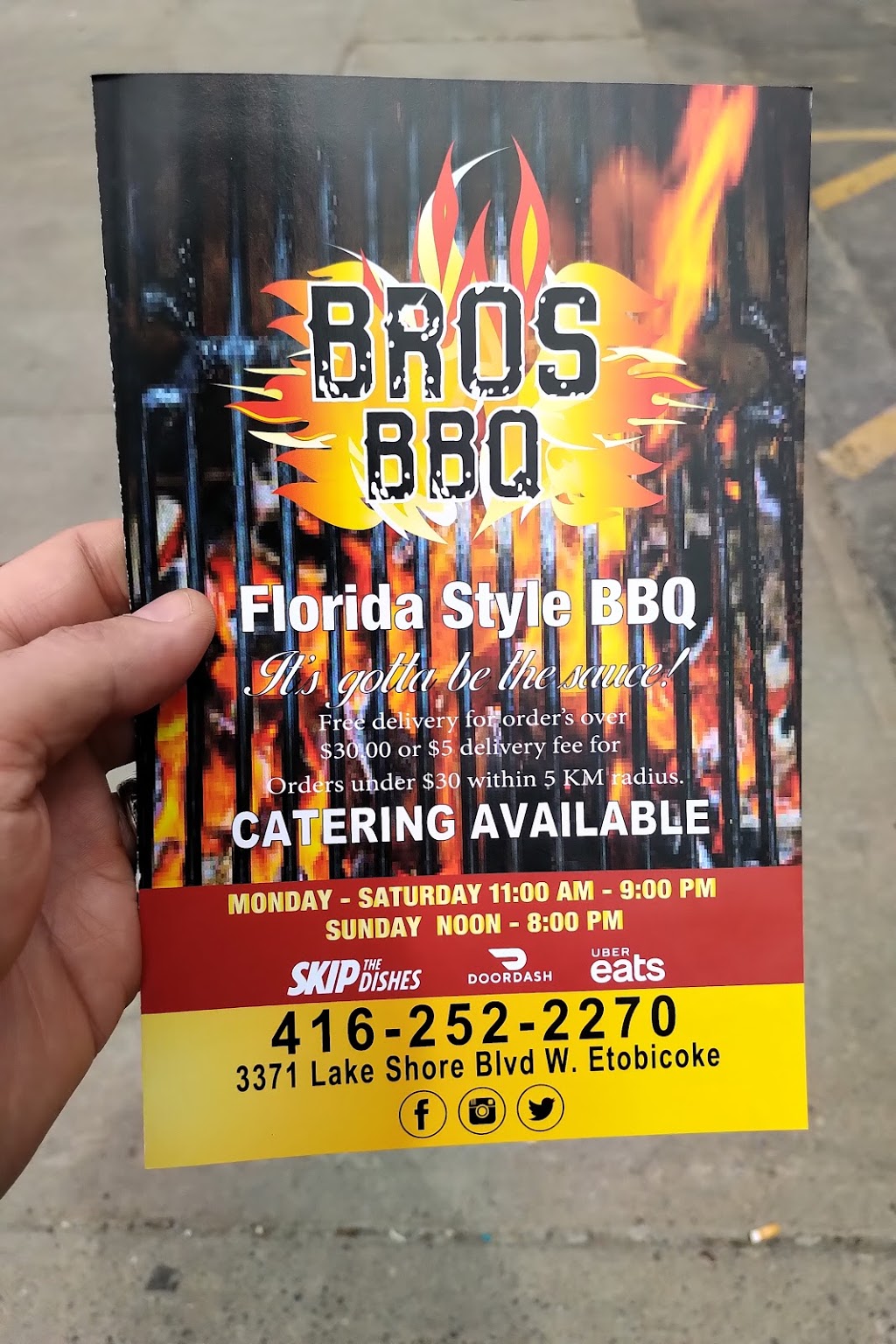 Bros BBQ | 3371 Lake Shore Blvd W, Etobicoke, ON M8W 1N1, Canada | Phone: (416) 252-2270