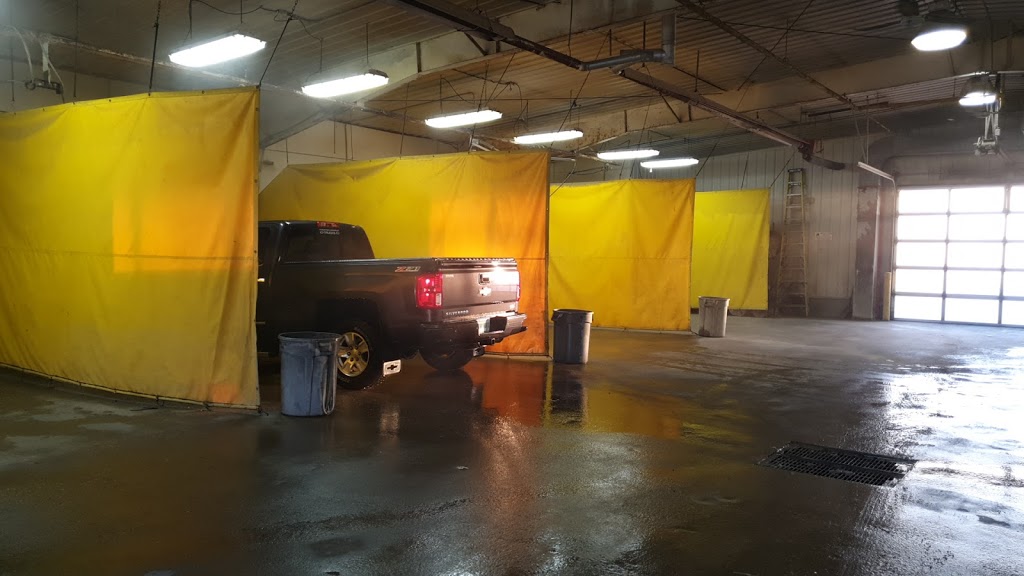 Regina Car Wash | 20 Hesse Bay, Regina, SK S4R 7Z9, Canada | Phone: (306) 545-2400