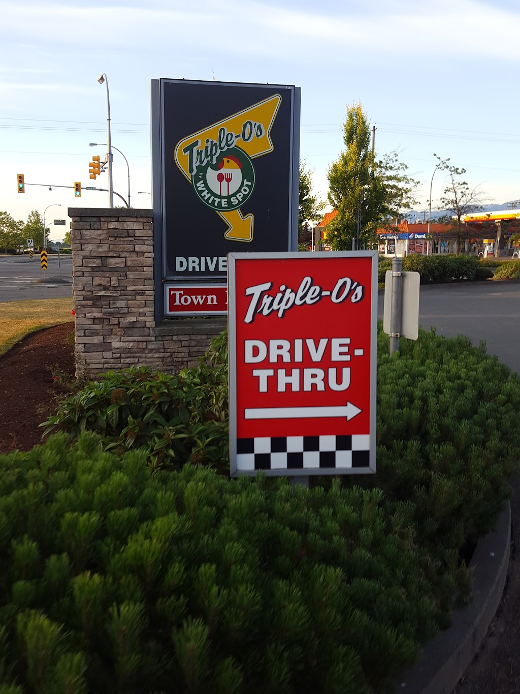 Triple Os Chevron Courtenay | 600 Ryan Rd, Courtenay, BC V9N 3R7, Canada | Phone: (250) 338-7356