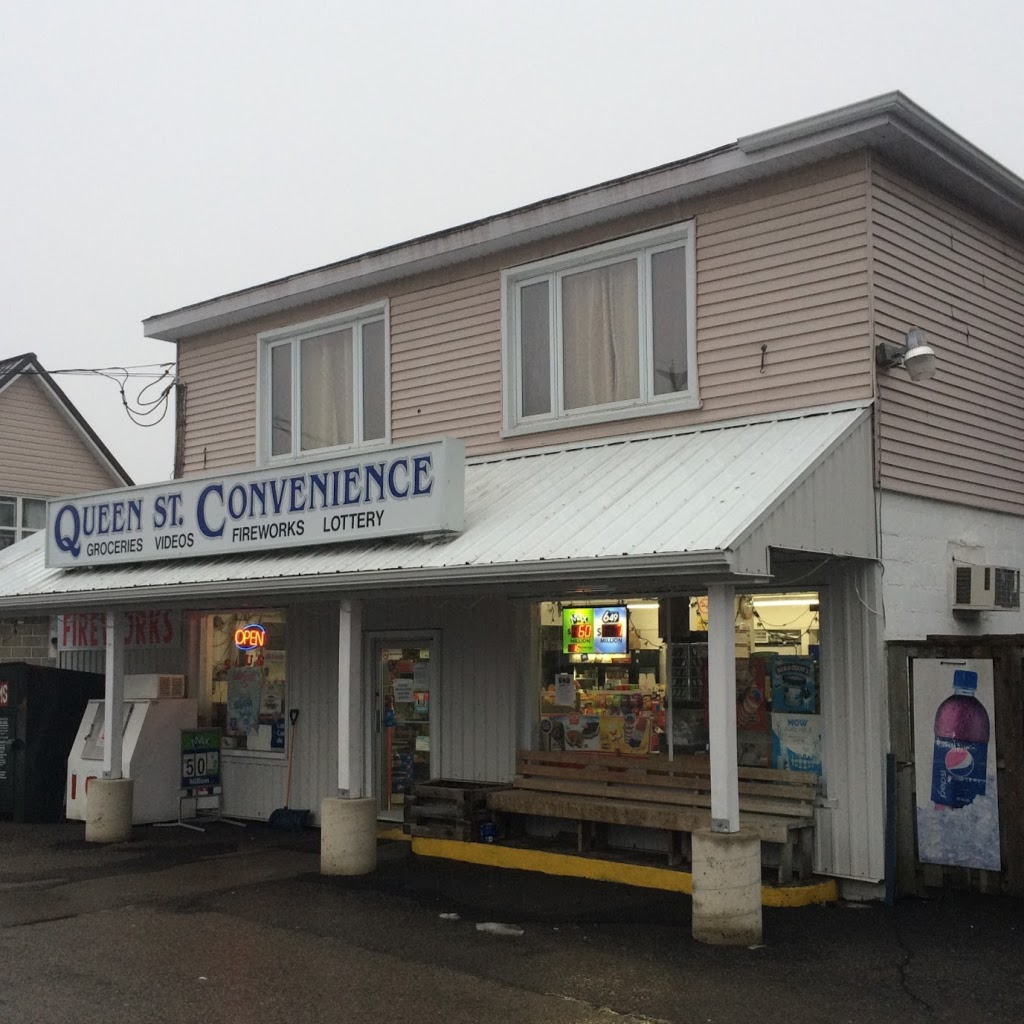 Queen St Convenience | 104 Queen St, Smiths Falls, ON K7A 3N6, Canada | Phone: (613) 284-8426