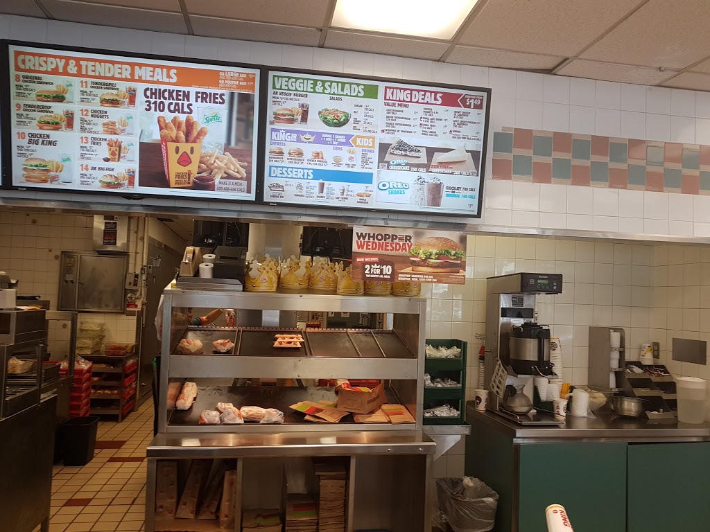 Burger King | 1490 Dixie Rd, Mississauga, ON L5E 1V4, Canada | Phone: (905) 274-1607