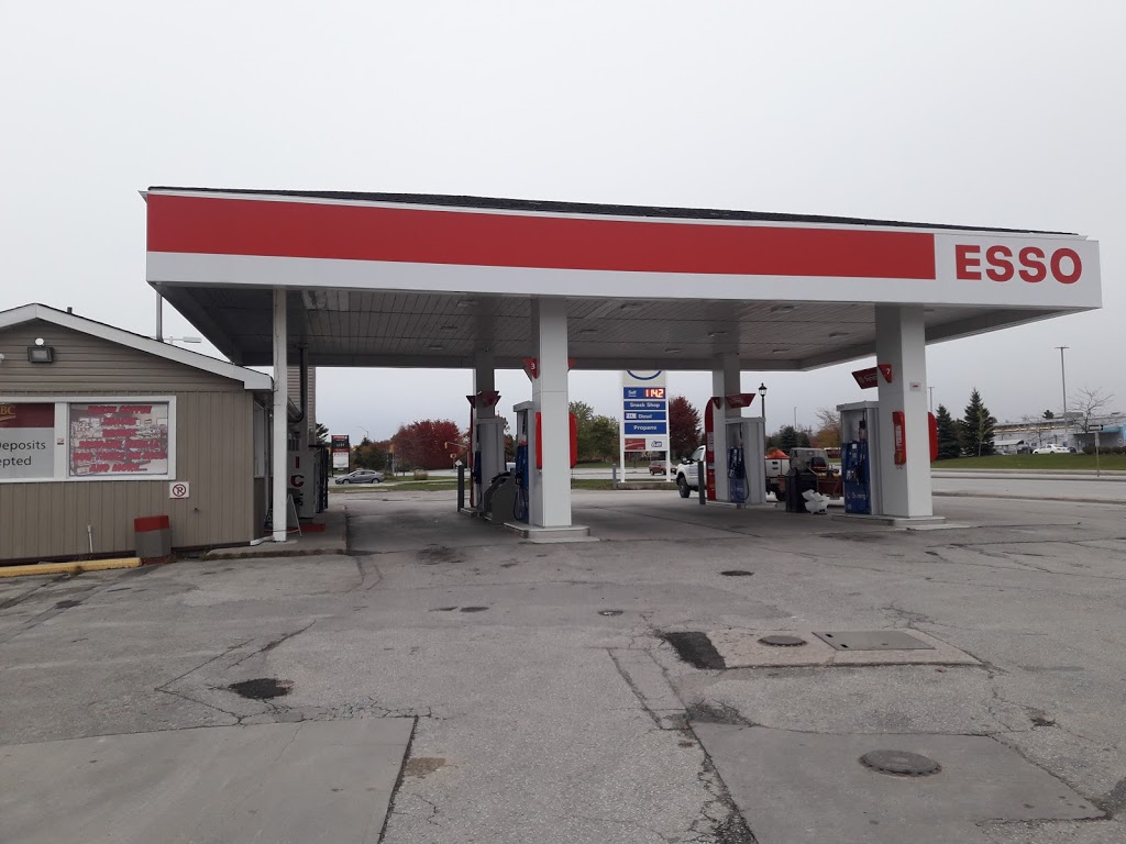 Esso | 1929 Mosley St, Wasaga Beach, ON L9Z 1Z4, Canada | Phone: (705) 812-0929