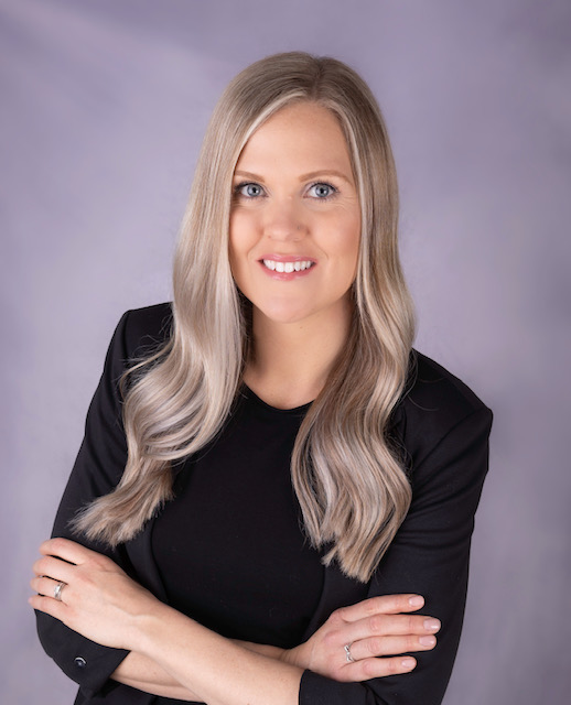 Elyse Bouwmeester- Licensed Real Estate Agent- Cambridge Ontario | 271 Grey Silo Rd #24, Waterloo, ON N2K 0E9, Canada | Phone: (226) 201-1902