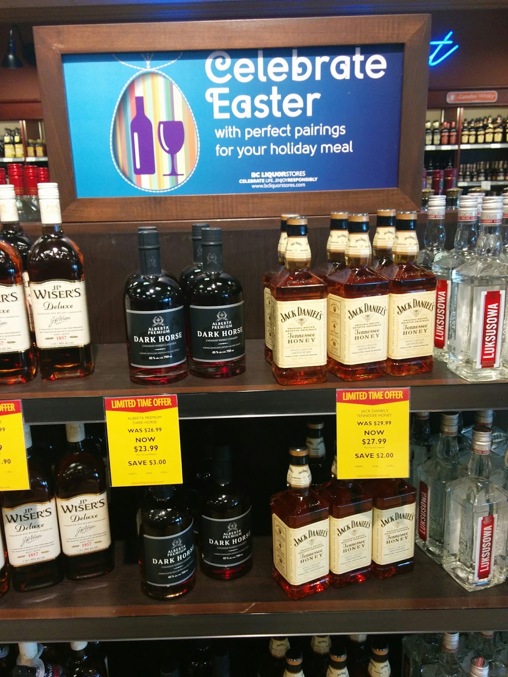 BC Liquor Stores | 46040 Yale Rd, Chilliwack, BC V2P 7V2, Canada | Phone: (604) 795-8424