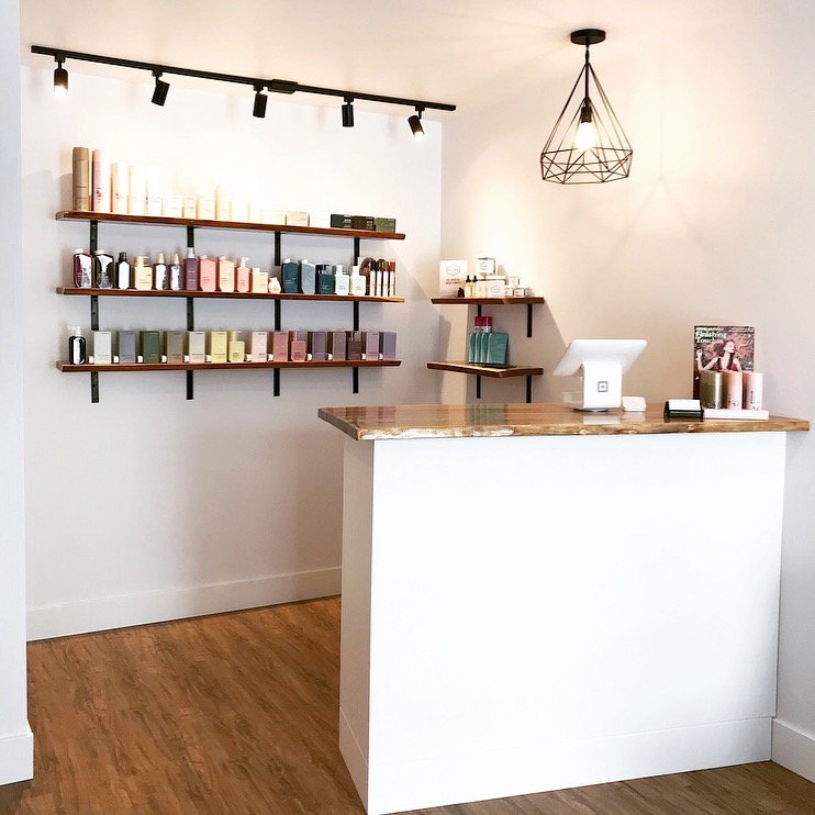 250 Main Salon | 250 Main Street, Powerview, MB R0E 1P0, Canada | Phone: (204) 367-8989