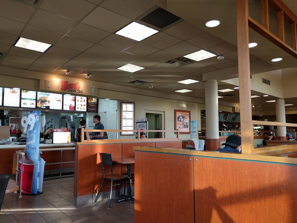 Wendys | 2960 S Sheridan Way, Oakville, ON L6J 7T4, Canada | Phone: (905) 829-9139