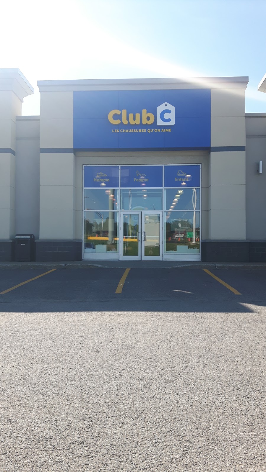 Club C - Club Chaussures | Méga Centre Lebourgneuf, 200 Rue Bouvier #600, Québec, QC G2J 1R8, Canada | Phone: (581) 703-2613