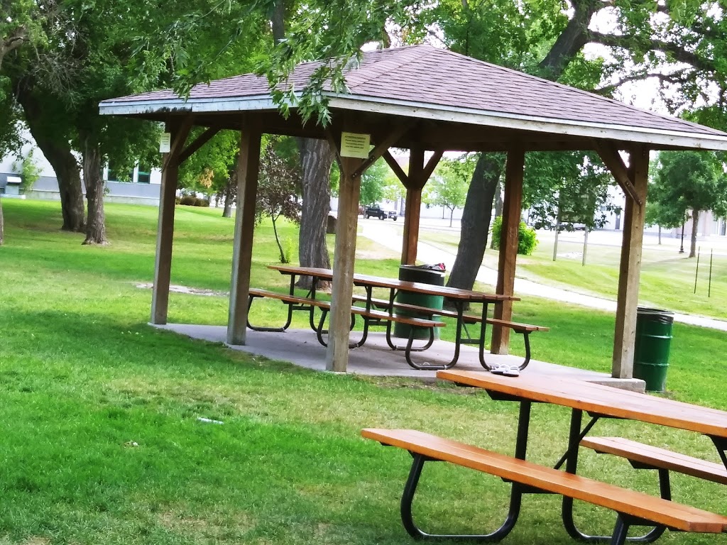 E. A. Friesen Park | 243 Elmdale St, Steinbach, MB R5G 0C9, Canada