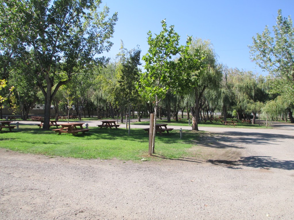 South Beach Gardens Tent and RV Park | 3815 Skaha Lake Rd, Penticton, BC V2A 6G8, Canada | Phone: (250) 492-0628