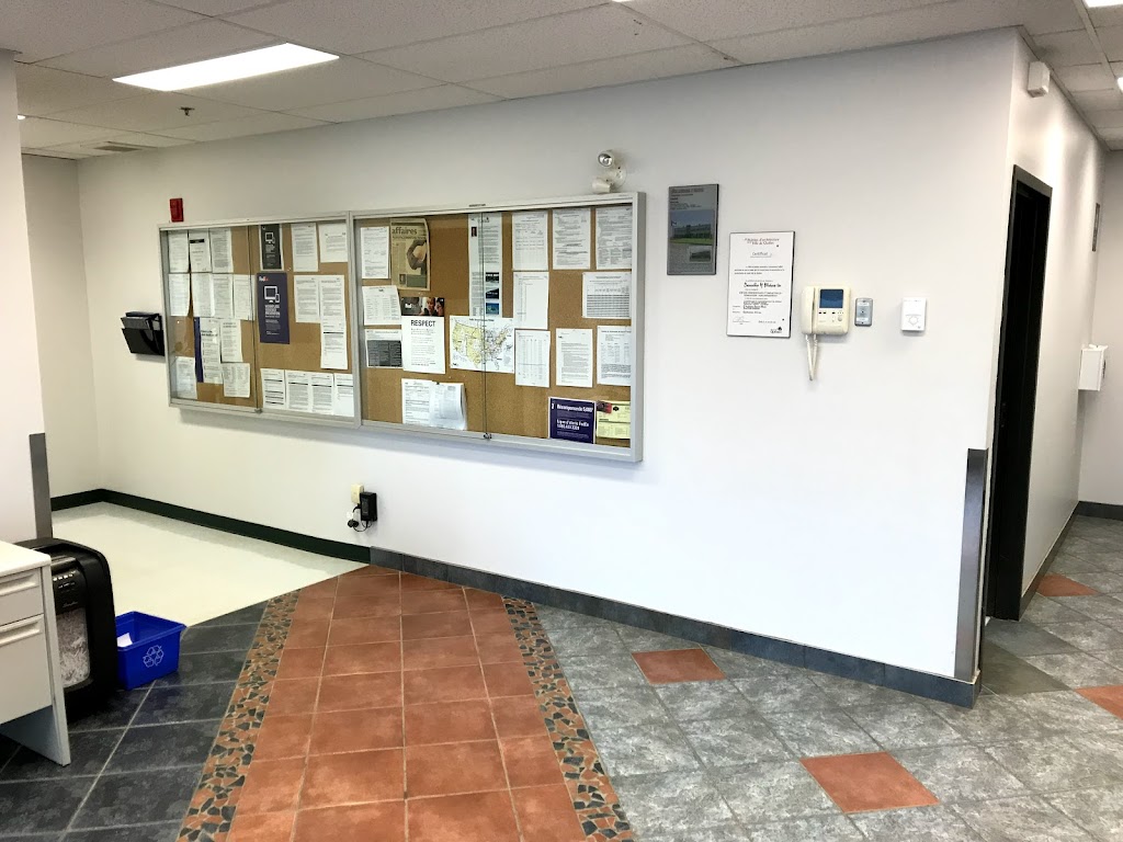 FedEx Ground Terminal | 2909 Av. Kepler, Québec, QC G1X 3V4, Canada | Phone: (800) 463-3339