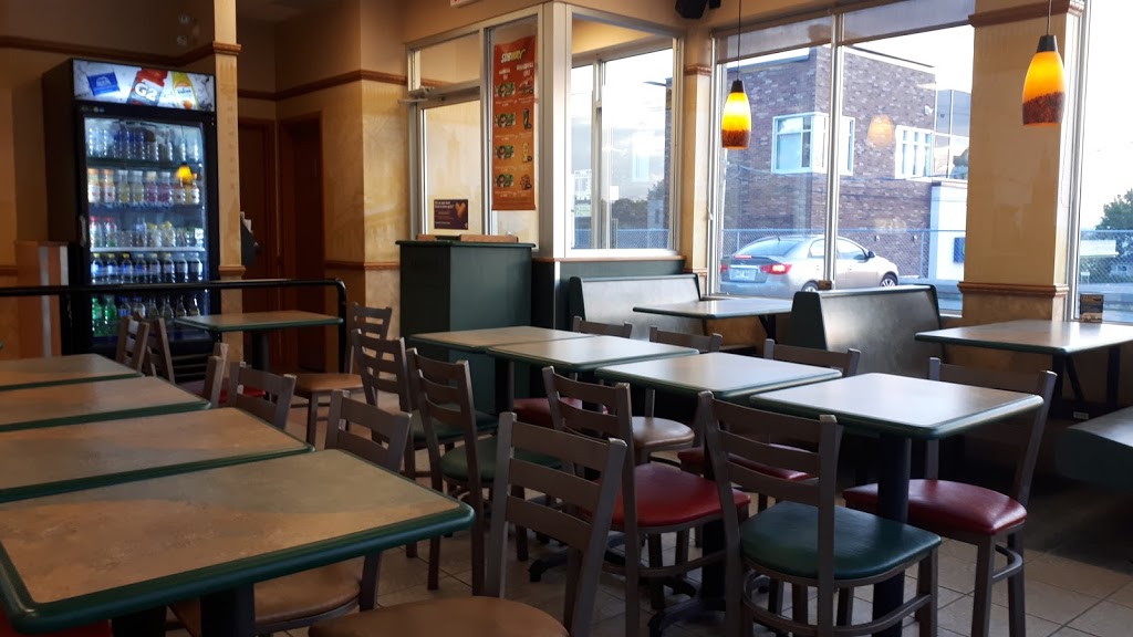 Restaurant SUBWAY | 880 Rue King E, Sherbrooke, QC J1G 1C9, Canada | Phone: (819) 563-0040