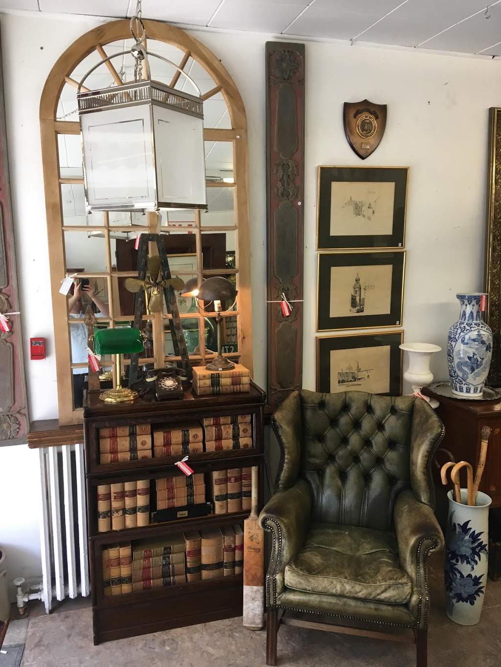 1698 QUEEN ANTIQUES | 1702 Queen St W, Toronto, ON M6R 1B3, Canada | Phone: (416) 535-0399