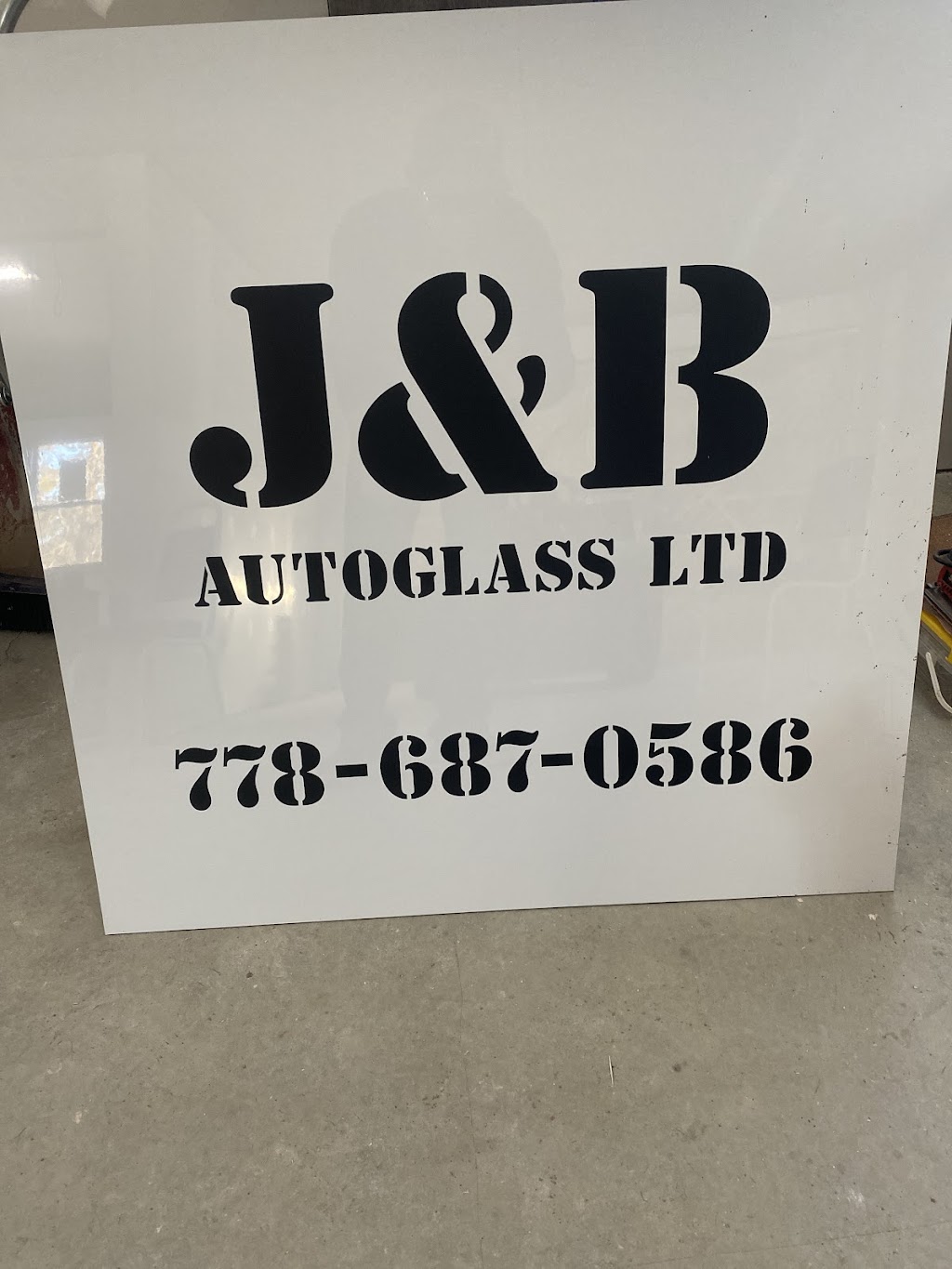 J & B Autoglass Ltd. | 7330 Jaffray Village Loop Rd, Jaffray, BC V0B 1T0, Canada | Phone: (778) 687-0586