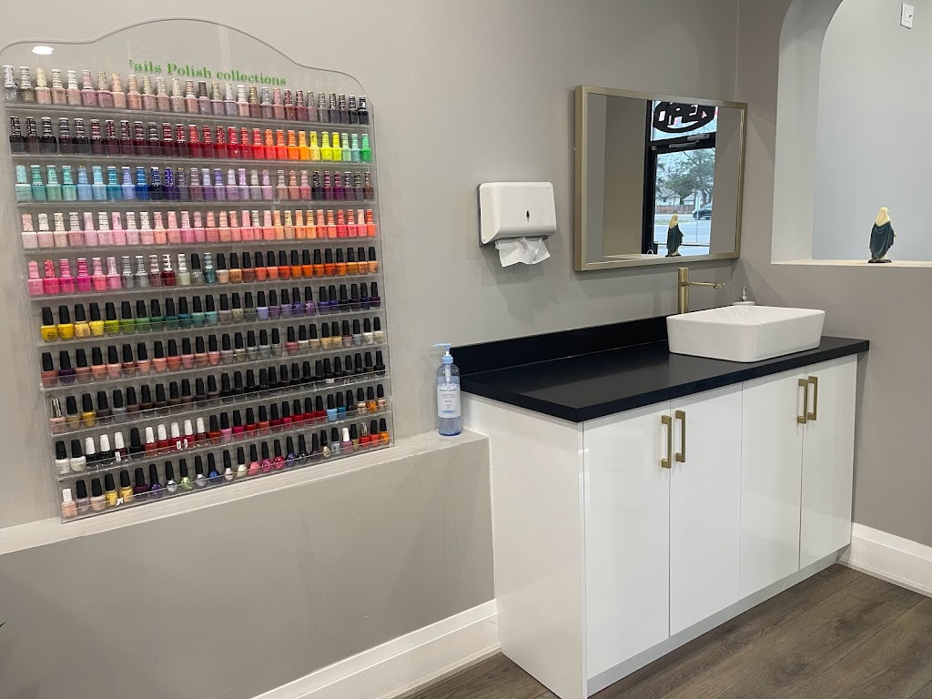 SoHo Nails & Spa | 3570 Brock St N a6, Whitby, ON L1R 3J4, Canada | Phone: (905) 556-1882