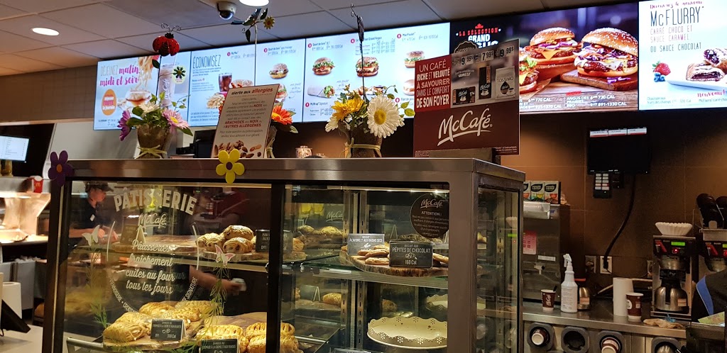 McDonalds | 4585 Boul Gene-H.-Kruger, Trois-Rivières, QC G9A 4N4, Canada | Phone: (819) 375-8202