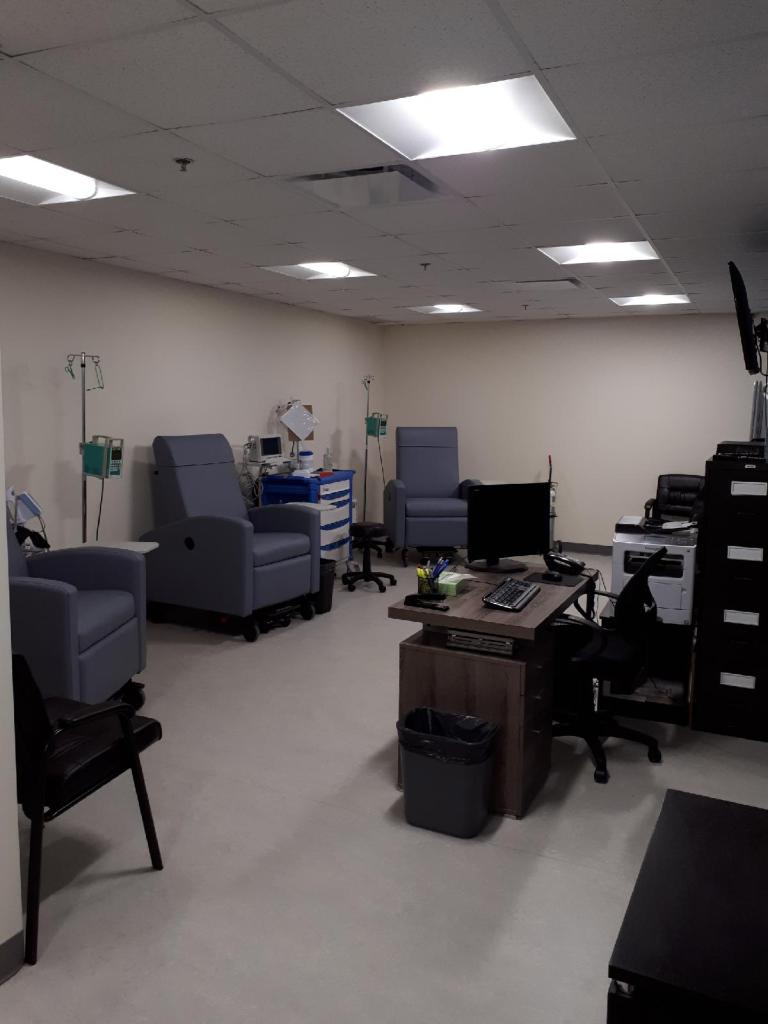 Clinique de perfusion Bayshore | Centre de Santé Racine, 255 Rue Racine E suite 165-B, Chicoutimi, QC G7H 7L2, Canada | Phone: (866) 223-3634