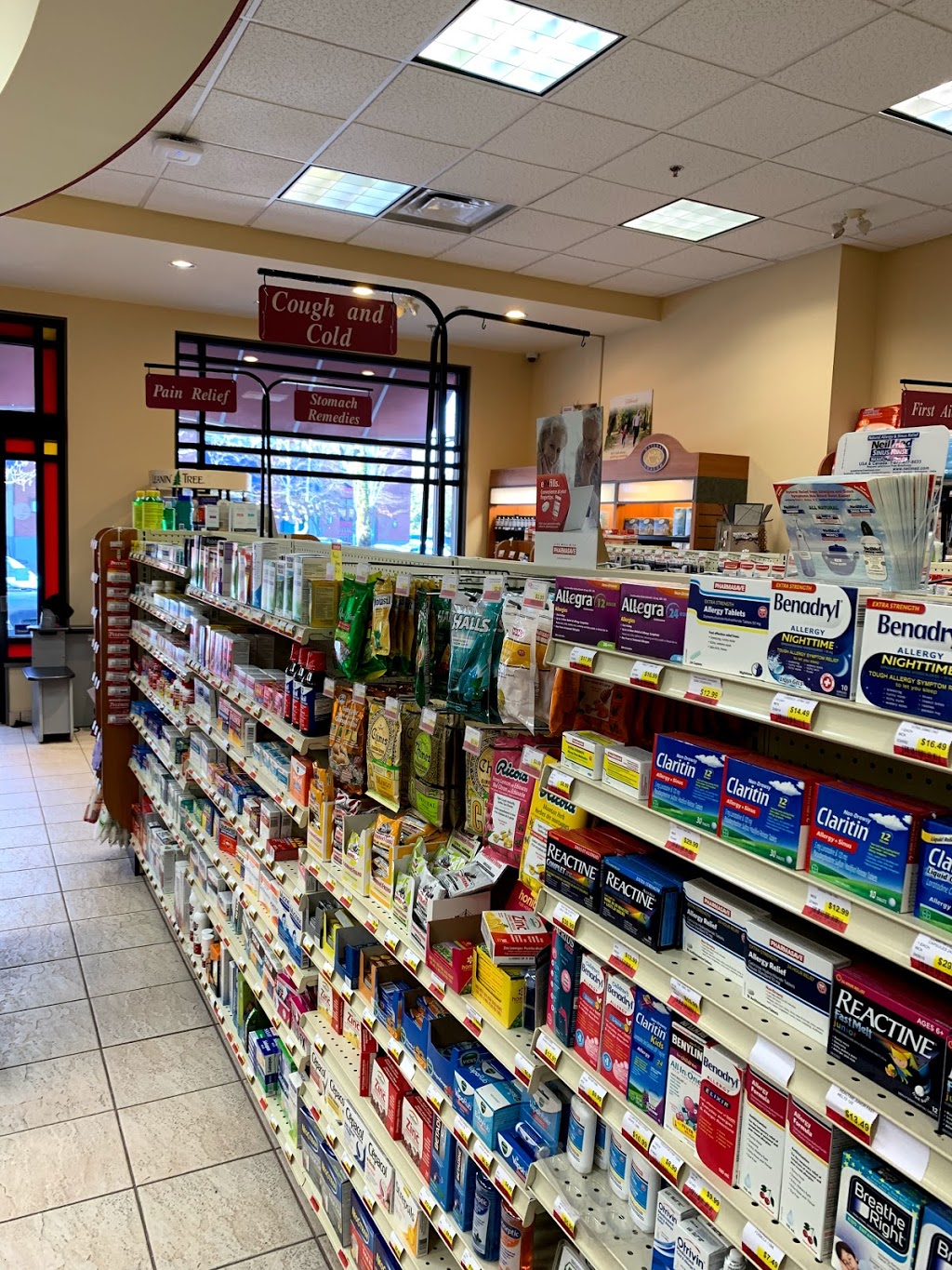 Park Royal Pharmasave | 925 Main St, West Vancouver, BC V7T 2Z3, Canada | Phone: (604) 925-3304