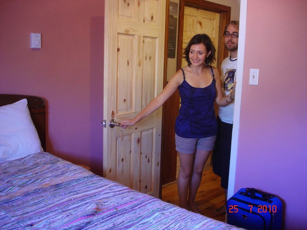 Auberge Inn International Hostel | 71 McNevin St, Providence Bay, ON P0P 1T0, Canada | Phone: (877) 977-4392