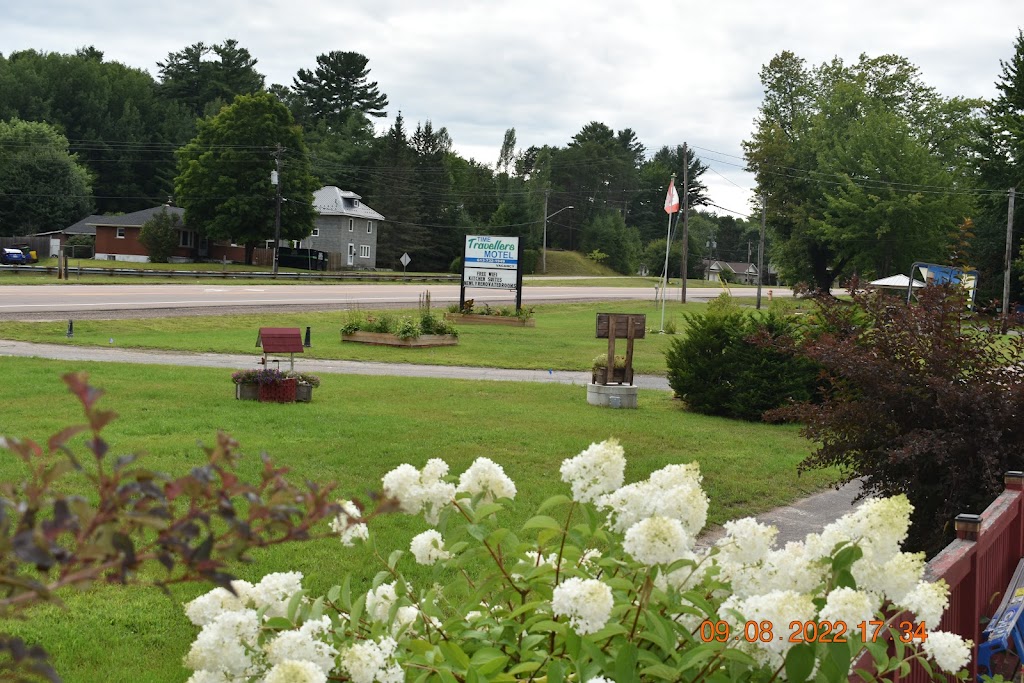 TIME TRAVELLERS MOTEL | 1727 Petawawa Blvd, Pembroke, ON K8A 7H7, Canada | Phone: (613) 732-1949