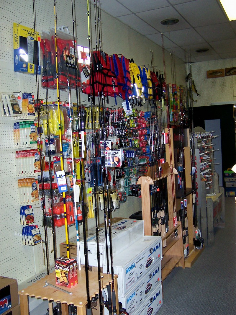 Ellwood Epps Sporting Goods | 9431 Hwy 11 North, Severn, ON L3V 0Y8, Canada | Phone: (705) 689-5333