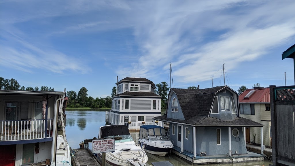 Riversbend Floating Home Village | 23000 Dyke Rd, Richmond, BC V6V 2H3, Canada | Phone: (604) 569-2015