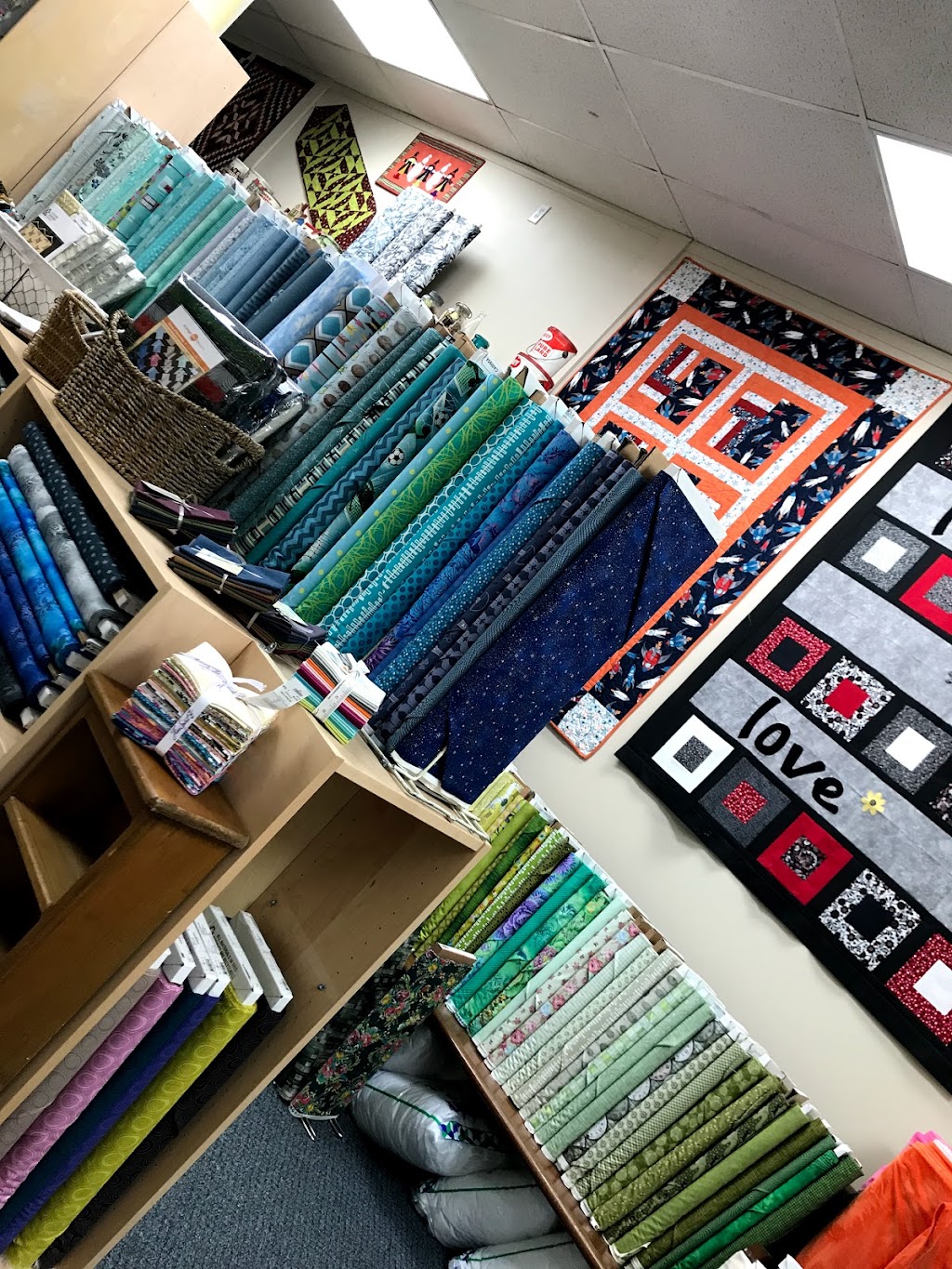 Wawas Quilts | 2101 24A Crescent, Bowden, AB T0M 0K0, Canada | Phone: (403) 597-3067