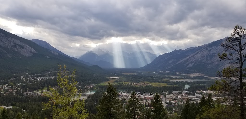 Tunnel Mountain Reservoir | 190 Tunnel Mountain Dr, Banff, AB T0L, Canada | Phone: (403) 762-1235