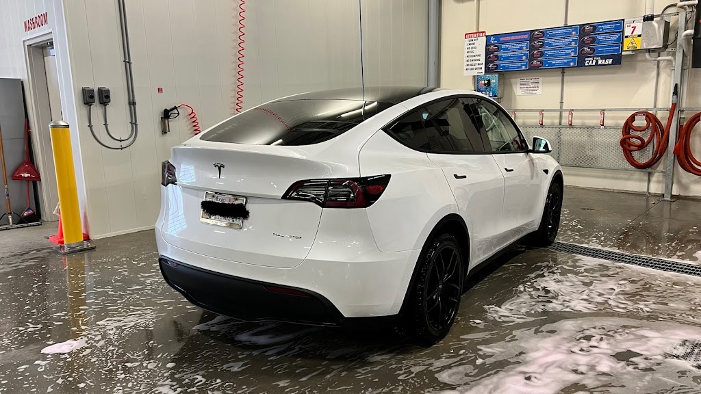 Ewing Car Wash | 3454 Ewing Trail SW, Edmonton, AB T6X 1A1, Canada | Phone: (780) 935-1800