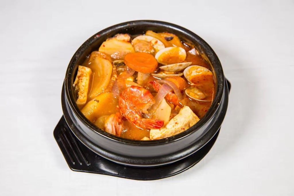 CHANG BAI SHAN Restaurant | 90-2589 Pembina Hwy, Winnipeg, MB R3T 2H5, Canada | Phone: (204) 963-8917